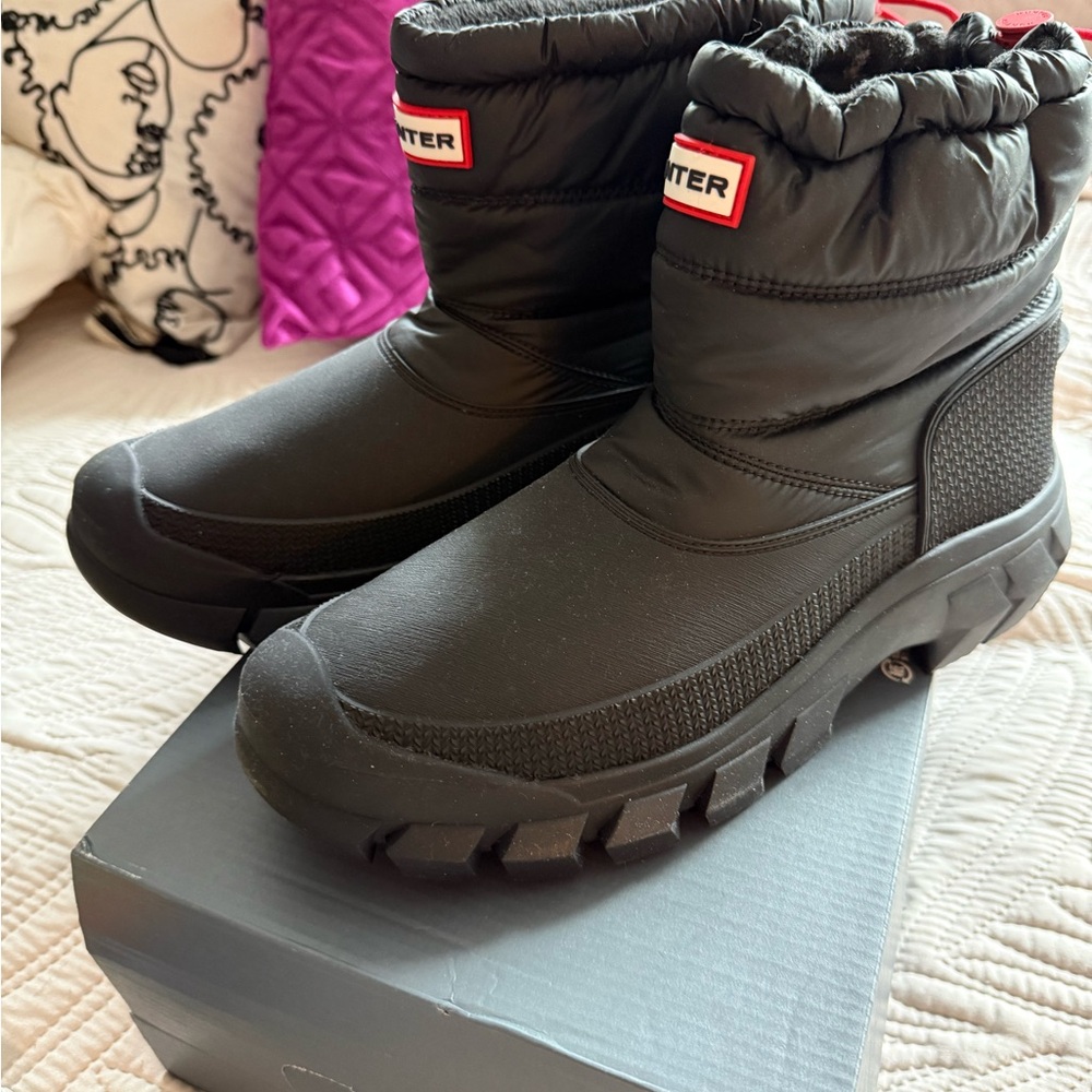 Hunter Women’s ' Black Winter Ankle Boots